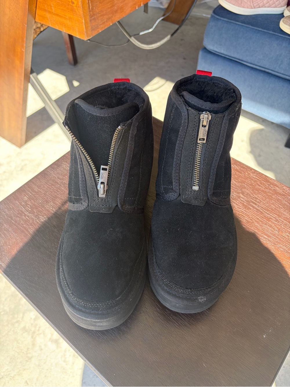UGG Black Suede Front-Zip Women's Ankle Booties with Red Pull Tabs